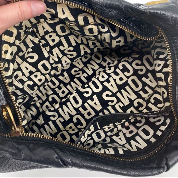 Marc Marc Jacobs Amazing Soft Supple Quilted Shoulder Bag - Picture 9 of 12